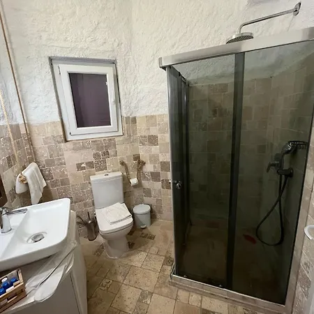 Kirlance Bed & Breakfast 5*