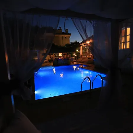 Kirlance Отель типа 