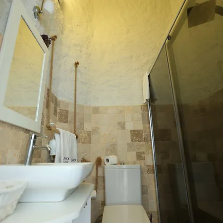 Bed & Breakfast Kirlance 4*