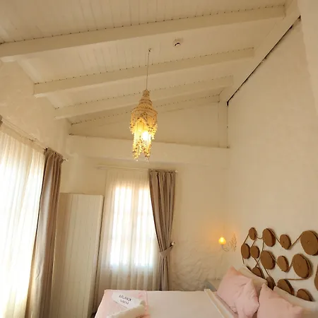 Kirlance Bed & Breakfast