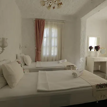 Kirlance فندق مبيت وإفطار